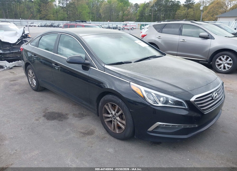 2015 HYUNDAI SONATA SE VIN: 5NPE24AF6FH182034