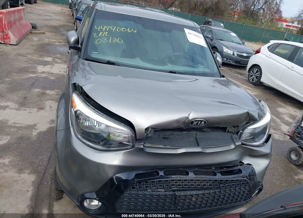 2016 KIA SOUL + VIN: KNDJP3A56G7240022