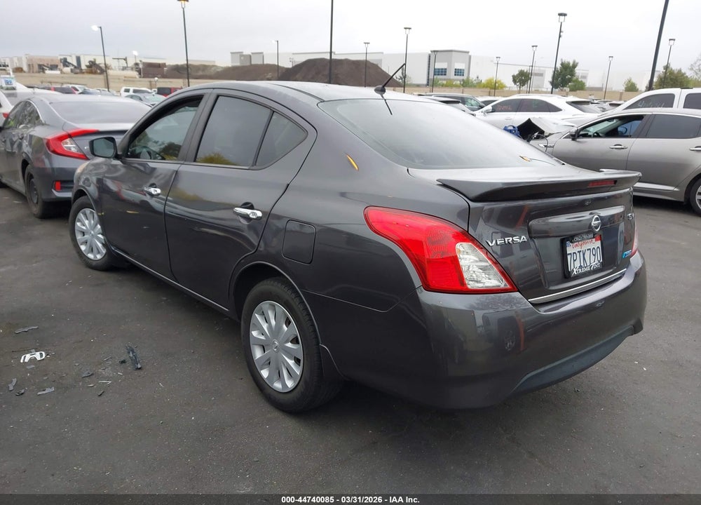 2015 NISSAN VERSA 1.6 SV VIN: 3N1CN7APXFL925449