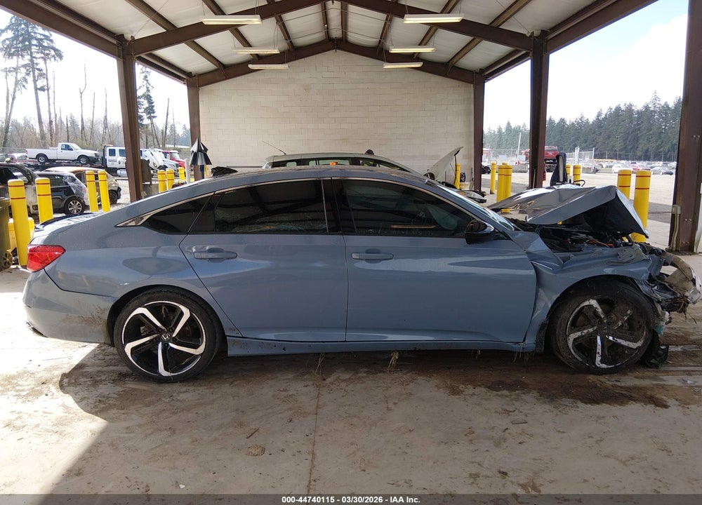 2022 HONDA ACCORD HYBRID SPORT VIN: 1HGCV3F28NA017334