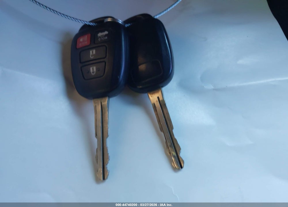 2012 TOYOTA CAMRY SE VIN: 4T1BF1FK6CU055390