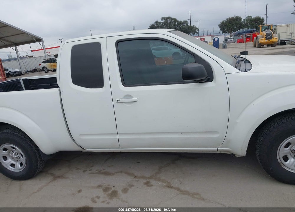 2015 NISSAN FRONTIER S VIN: 1N6BD0CT6FN745380
