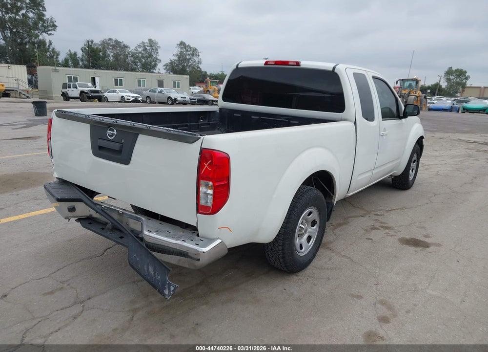 2015 NISSAN FRONTIER S VIN: 1N6BD0CT6FN745380