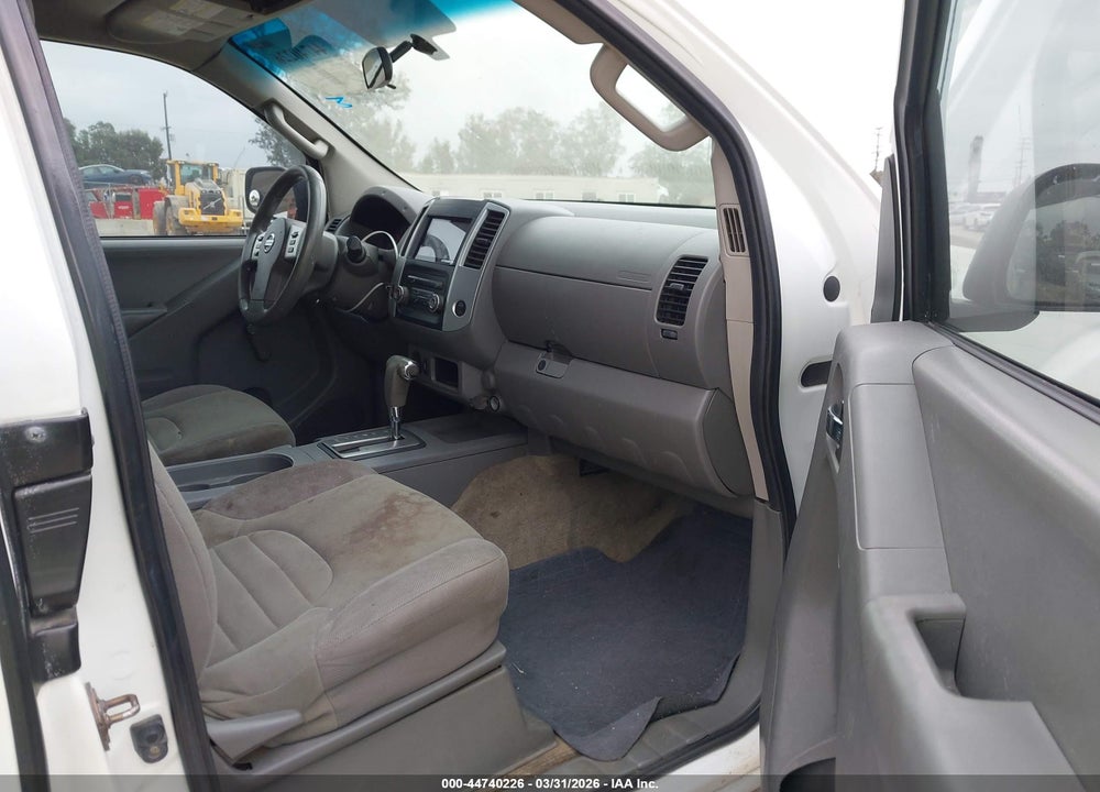 2015 NISSAN FRONTIER S VIN: 1N6BD0CT6FN745380