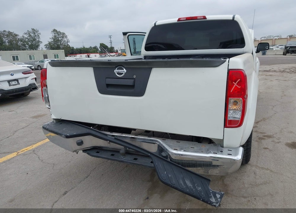 2015 NISSAN FRONTIER S VIN: 1N6BD0CT6FN745380
