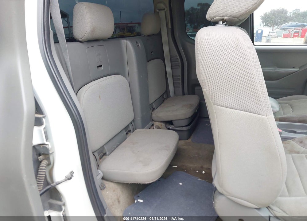 2015 NISSAN FRONTIER S VIN: 1N6BD0CT6FN745380