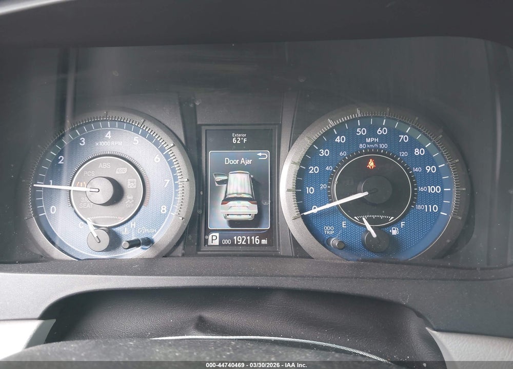 2015 TOYOTA SIENNA XLE 8 PASSENGER VIN: 5TDYK3DC6FS568049
