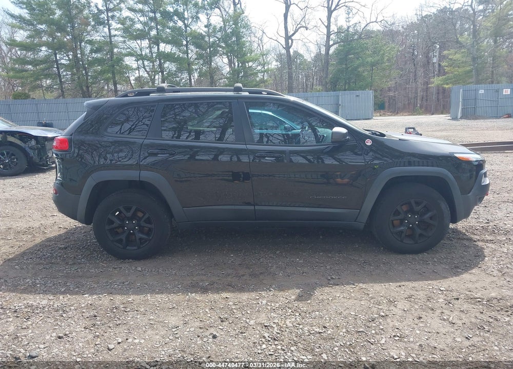 2017 JEEP CHEROKEE TRAILHAWK 4X4 VIN: 1C4PJMBB2HW637885