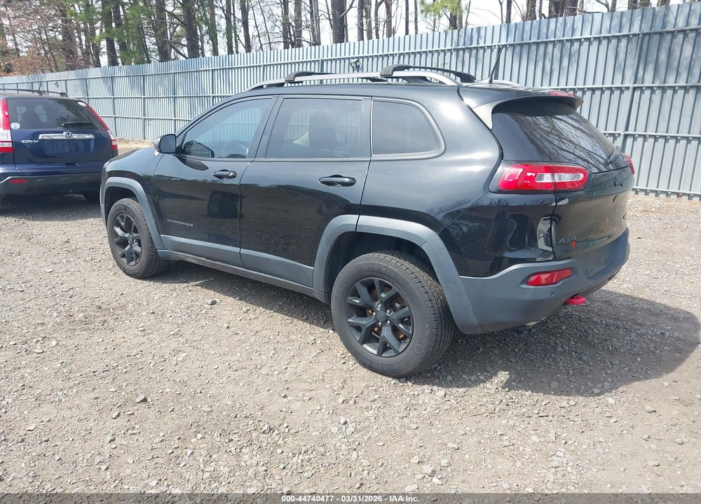 2017 JEEP CHEROKEE TRAILHAWK 4X4 VIN: 1C4PJMBB2HW637885