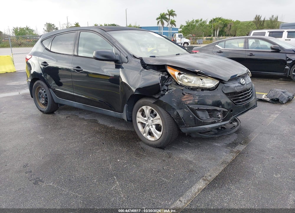 2013 HYUNDAI TUCSON GL VIN: KM8JT3AB0DU712810