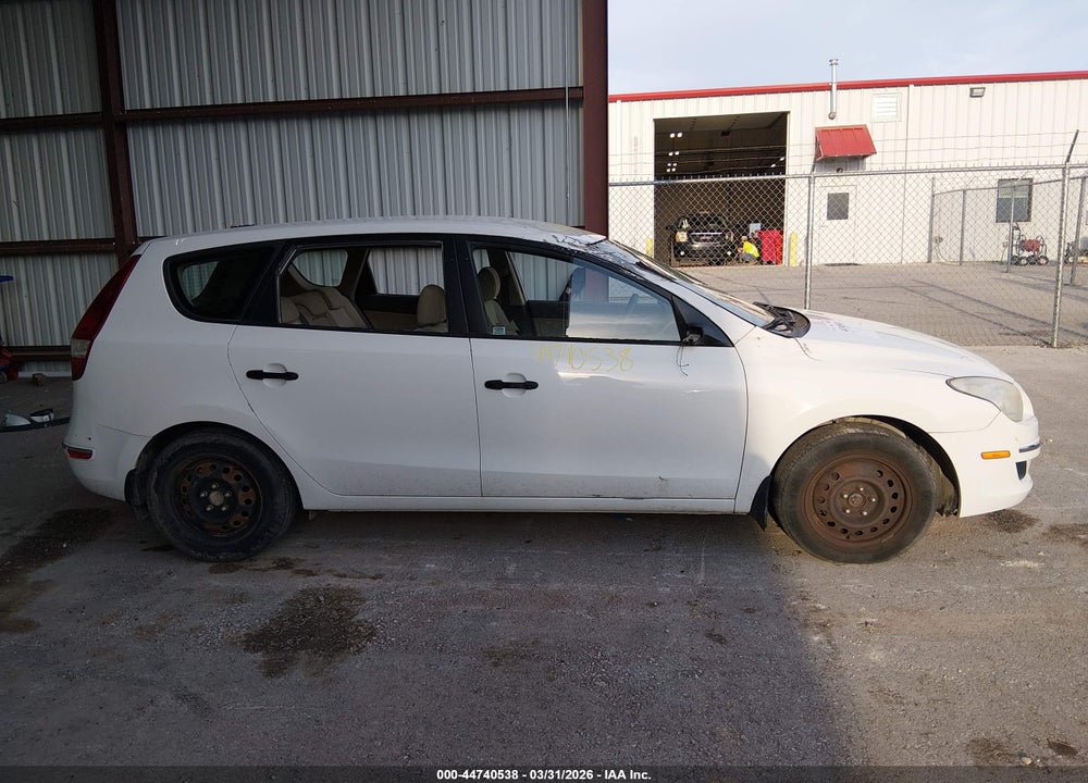 2010 HYUNDAI ELANTRA TOURING GLS VIN: KMHDB8AE3AU059229