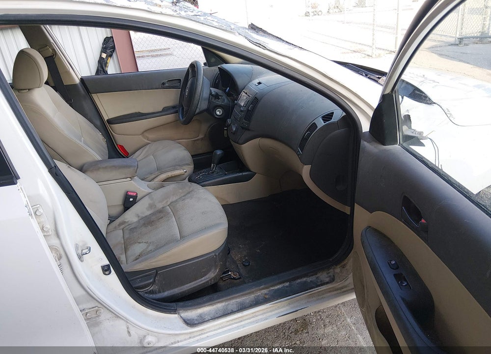 2010 HYUNDAI ELANTRA TOURING GLS VIN: KMHDB8AE3AU059229