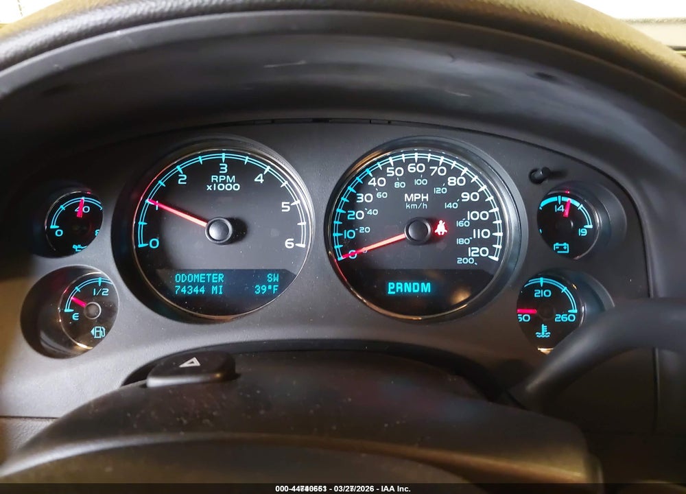 2011 CHEVROLET TAHOE LS VIN: 1GNSKAE01BR149251