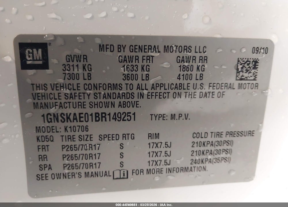 2011 CHEVROLET TAHOE LS VIN: 1GNSKAE01BR149251