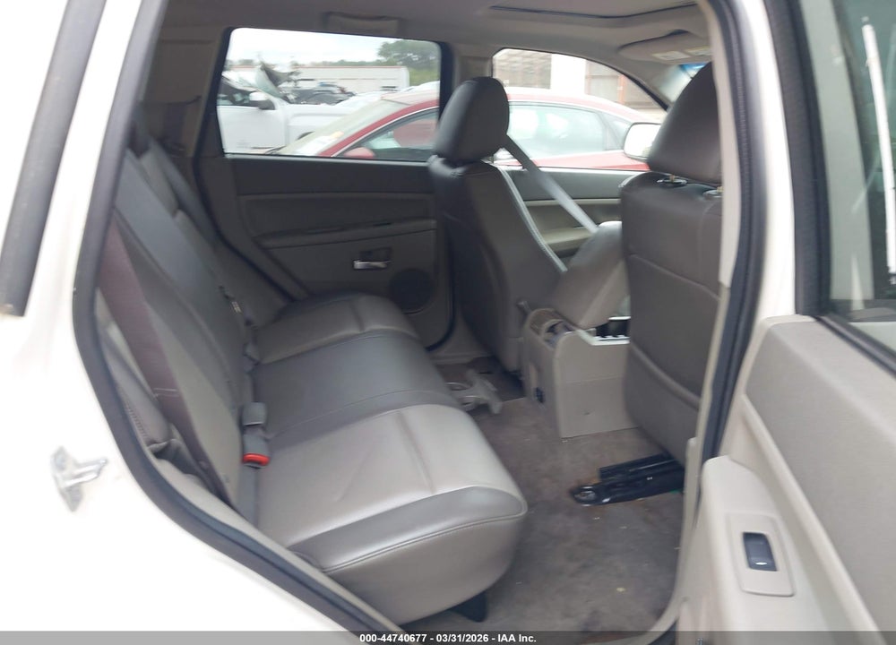 2009 JEEP GRAND CHEROKEE LAREDO VIN: 1J8HS48P19C527670