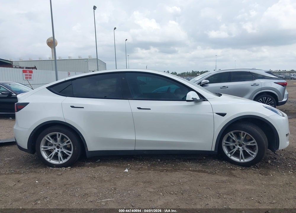 2020 TESLA MODEL Y LONG RANGE DUAL MOTOR ALL-WHEEL DRIVE VIN: 5YJYGDEEXLF043616
