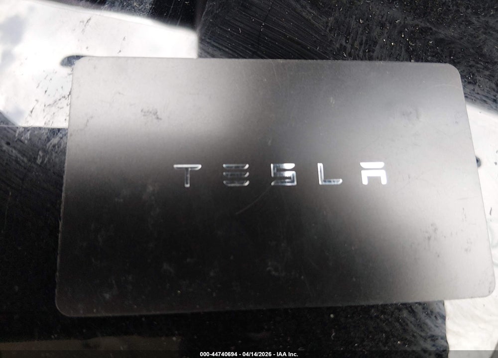2020 TESLA MODEL Y LONG RANGE DUAL MOTOR ALL-WHEEL DRIVE VIN: 5YJYGDEEXLF043616