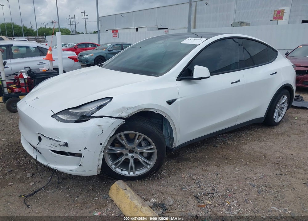 2020 TESLA MODEL Y LONG RANGE DUAL MOTOR ALL-WHEEL DRIVE VIN: 5YJYGDEEXLF043616