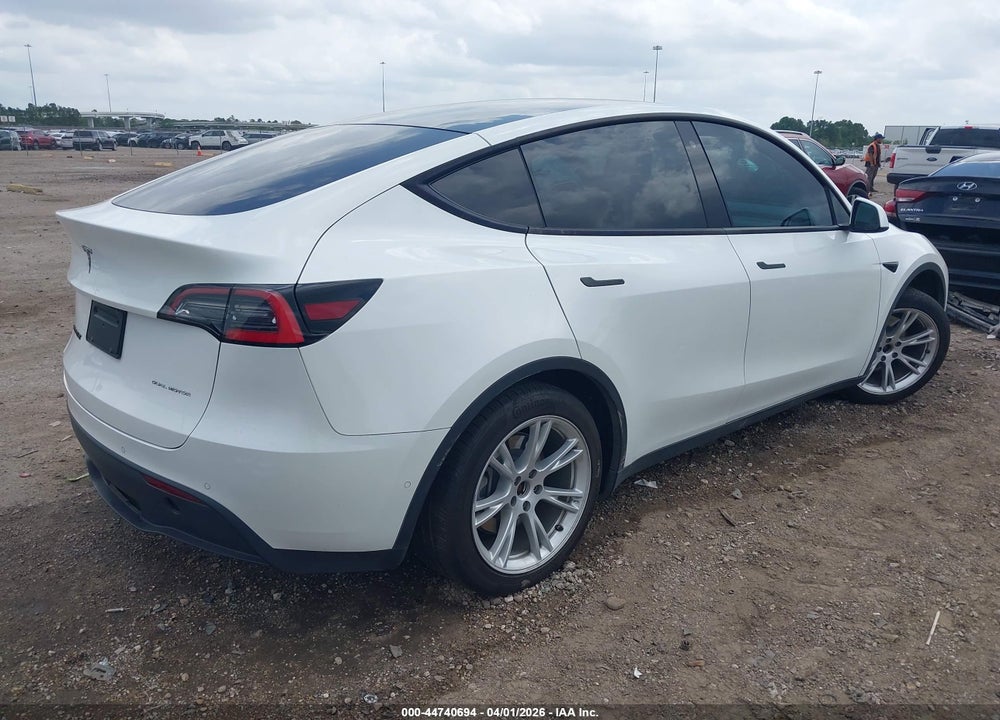 2020 TESLA MODEL Y LONG RANGE DUAL MOTOR ALL-WHEEL DRIVE VIN: 5YJYGDEEXLF043616