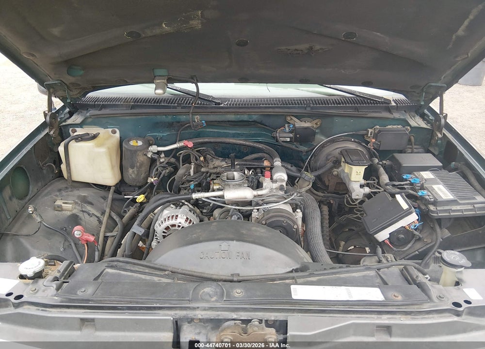 1997 CHEVROLET TAHOE LS VIN: 1GNEK13R7VJ440239