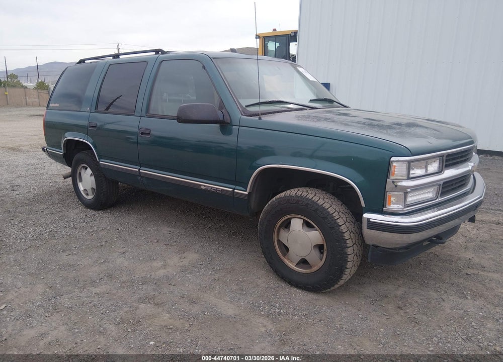 1997 CHEVROLET TAHOE LS VIN: 1GNEK13R7VJ440239