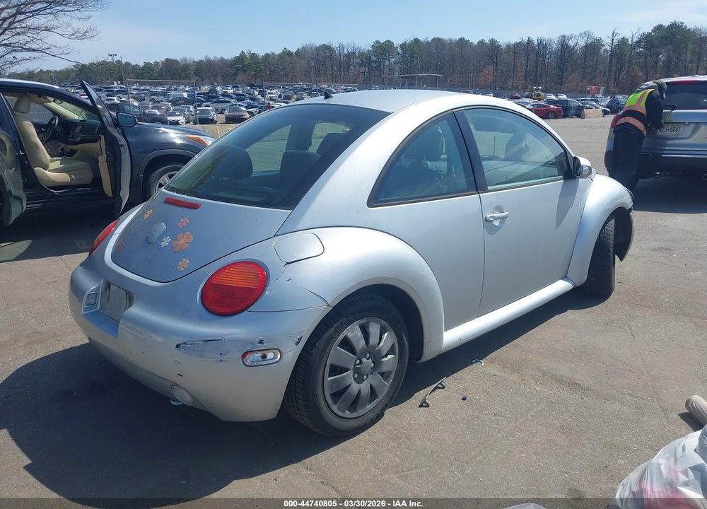 2004 VOLKSWAGEN NEW BEETLE GL VIN: 3VWBK31C74M411330