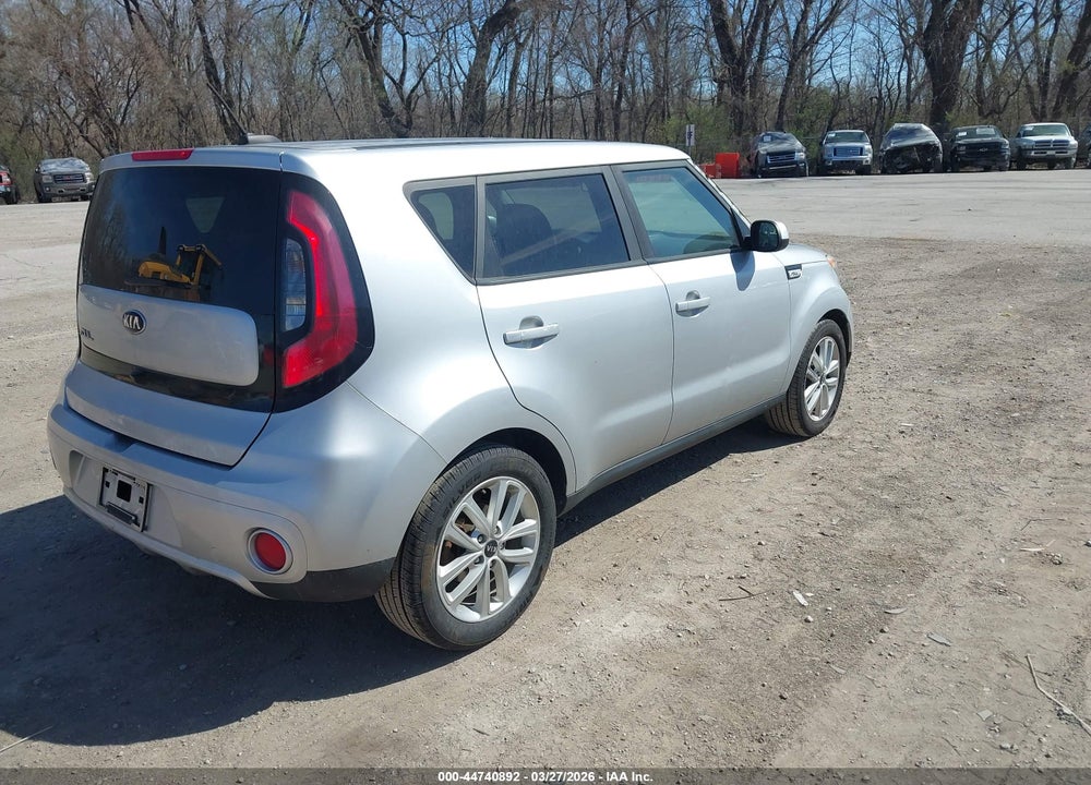 2018 KIA SOUL + VIN: KNDJP3A53J7603528