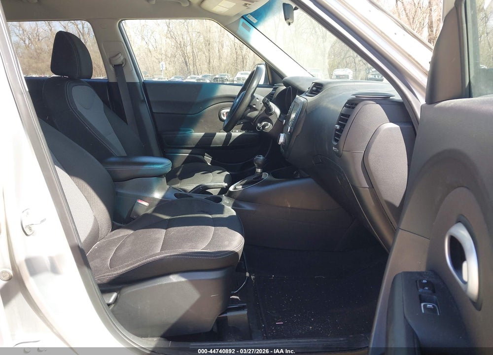 2018 KIA SOUL + VIN: KNDJP3A53J7603528