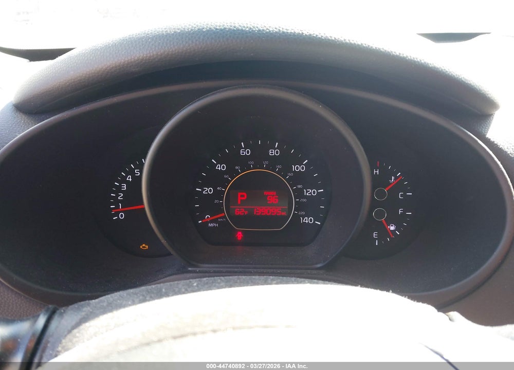 2018 KIA SOUL + VIN: KNDJP3A53J7603528