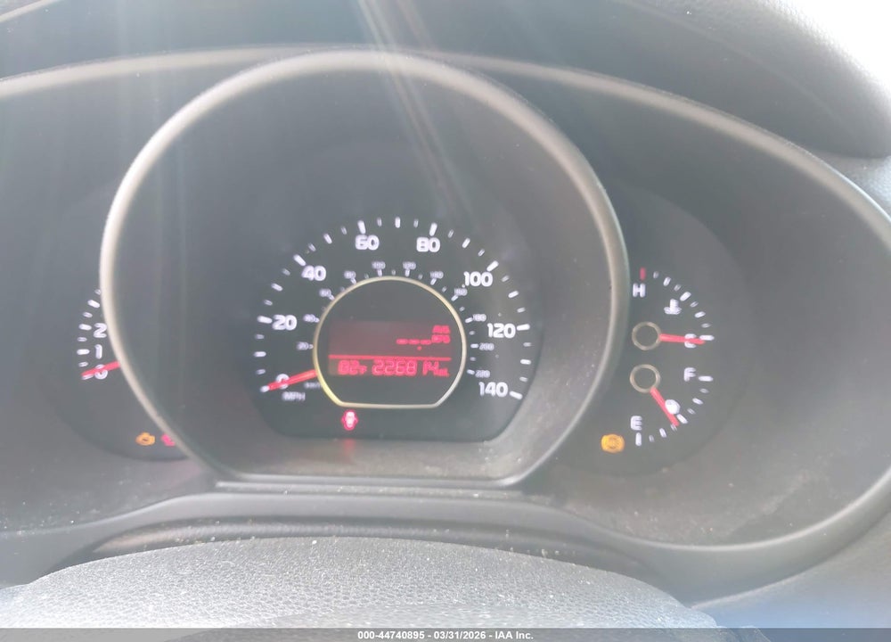 2014 KIA SOUL ! VIN: KNDJN2A20E7001617