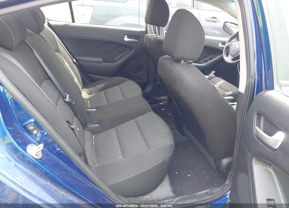 2018 KIA FORTE LX VIN: 3KPFK4A75JE199336