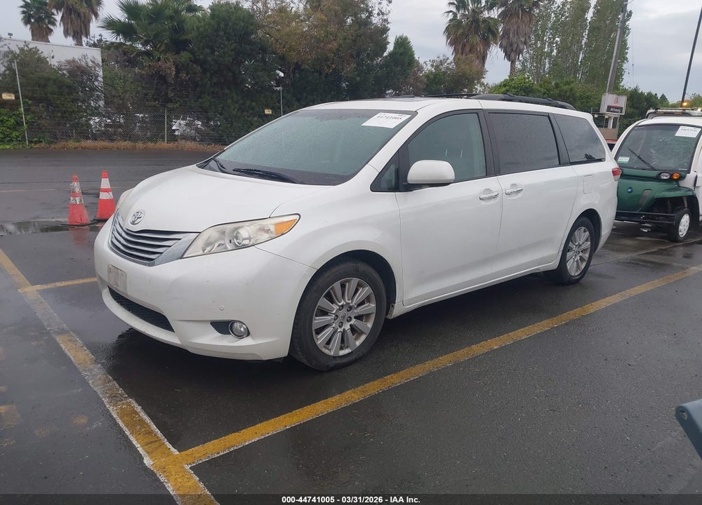 2011 TOYOTA SIENNA LIMITED VIN: 5TDDK3DC4BS005431