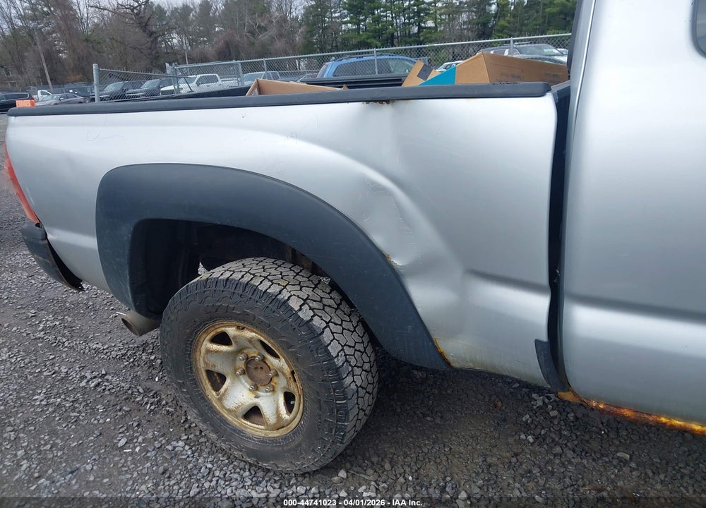 2008 TOYOTA TACOMA VIN: 5TEUX42N28Z565018