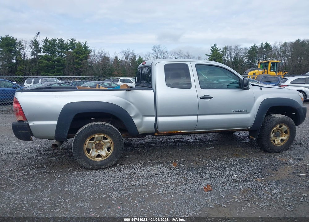 2008 TOYOTA TACOMA VIN: 5TEUX42N28Z565018