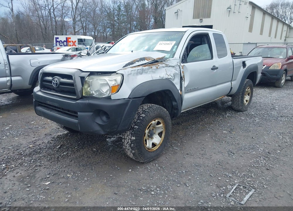 2008 TOYOTA TACOMA VIN: 5TEUX42N28Z565018