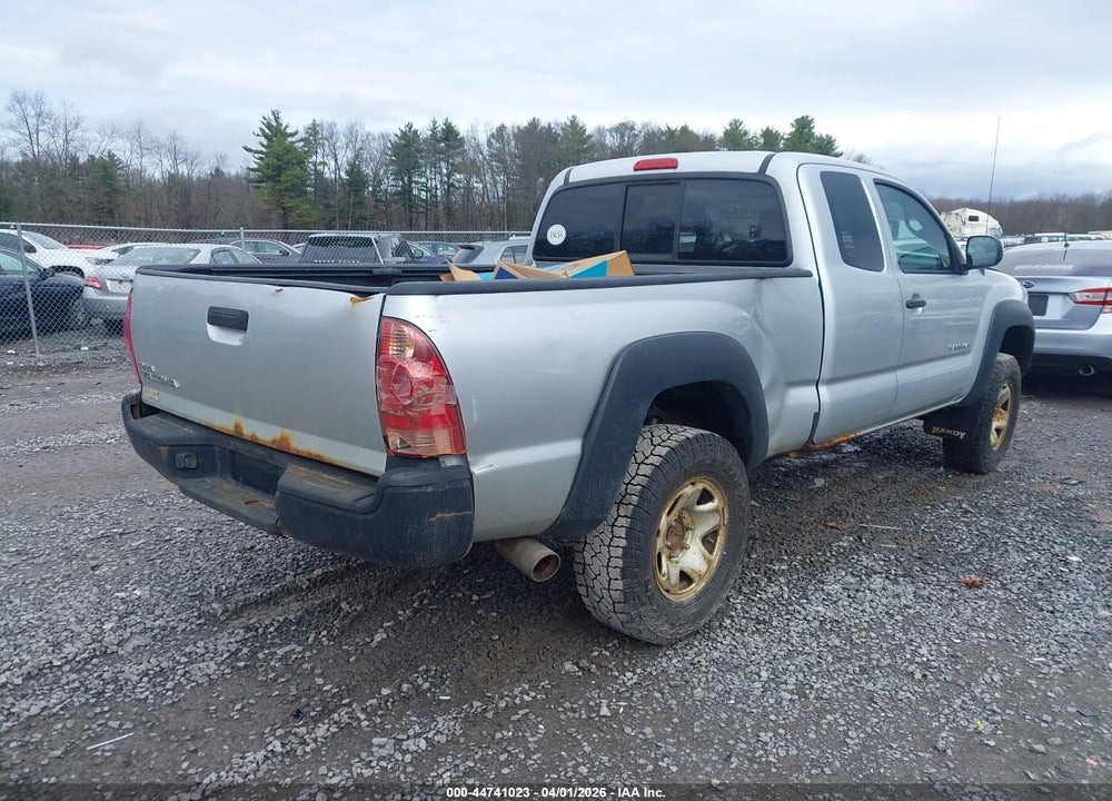 2008 TOYOTA TACOMA VIN: 5TEUX42N28Z565018