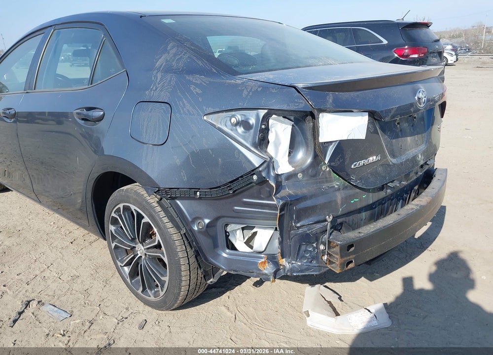 2015 TOYOTA COROLLA S PLUS VIN: 2T1BURHE8FC401389