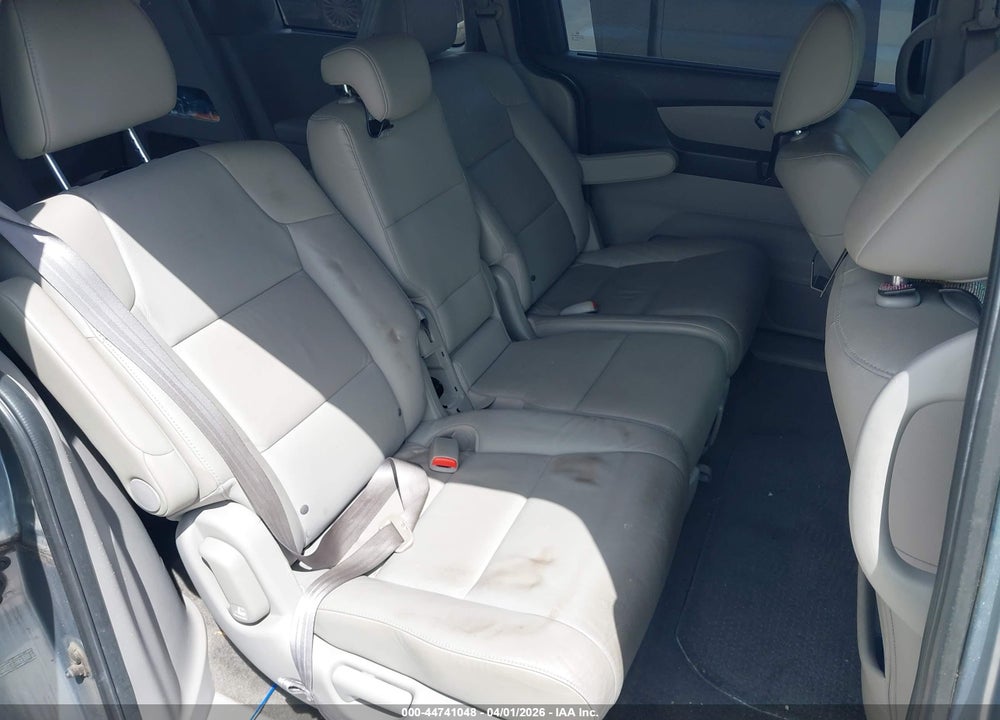 2011 HONDA ODYSSEY TOURING/TOURING ELITE VIN: 5FNRL5H93BB051611