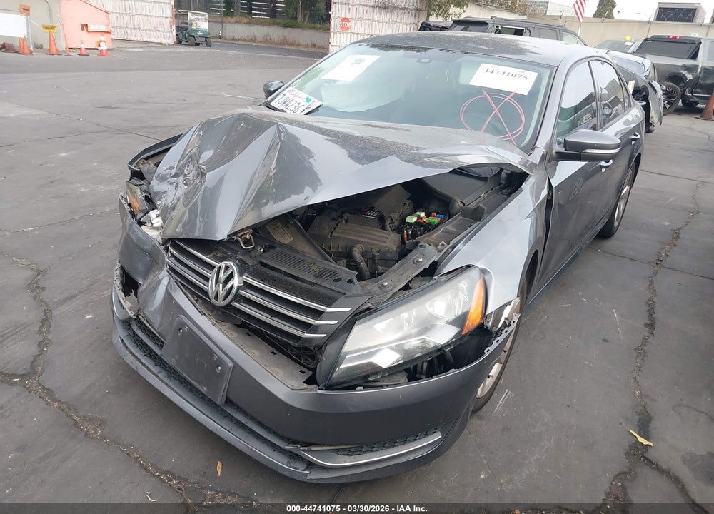 2015 VOLKSWAGEN PASSAT 1.8T S VIN: 1VWAT7A3XFC008169