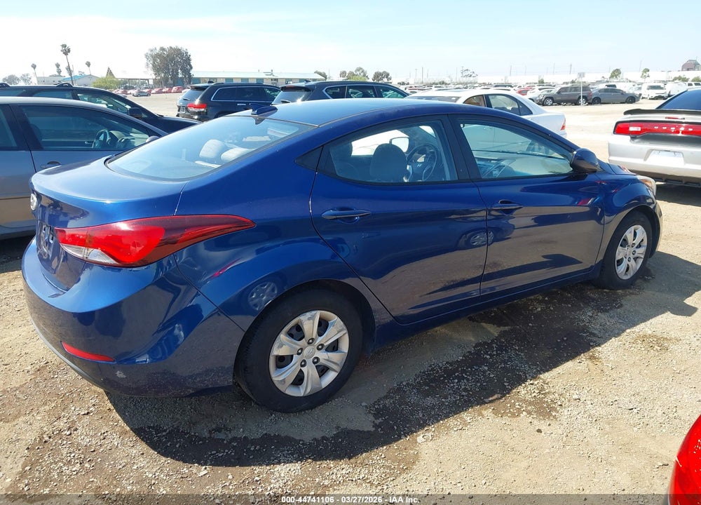 2016 HYUNDAI ELANTRA SE VIN: 5NPDH4AE0GH707270