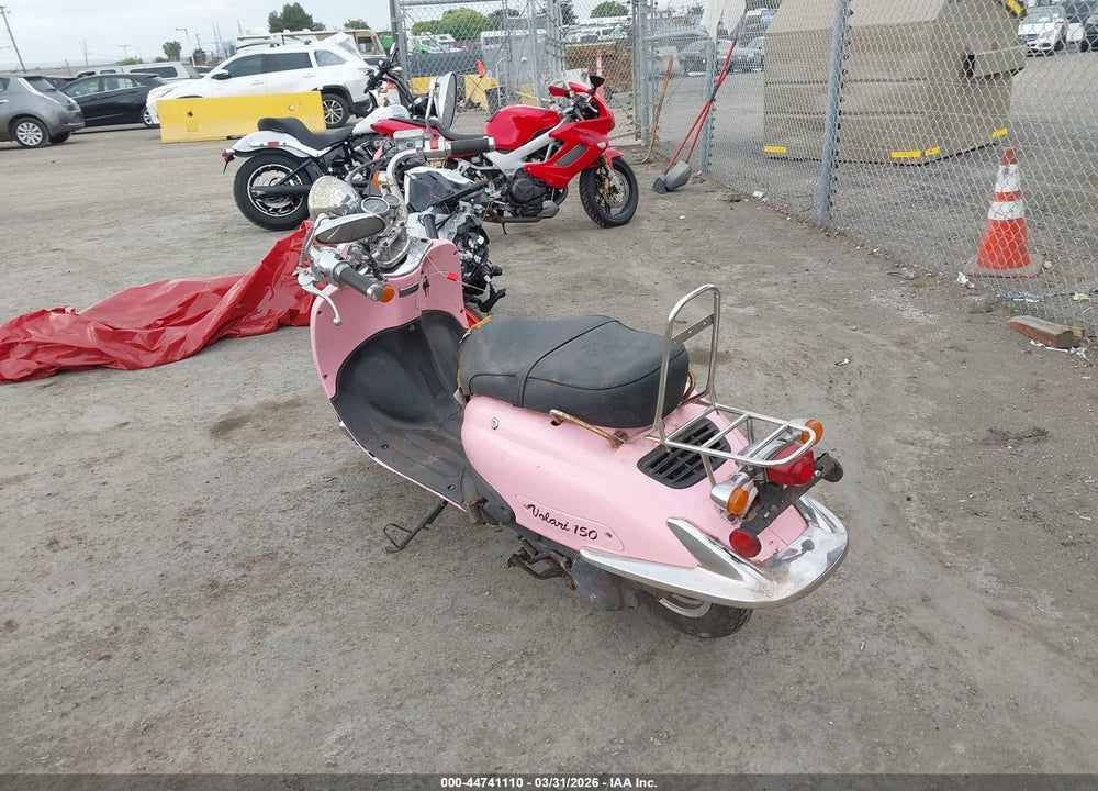 2008 VOLAR ZNEN VIN: L5YTCKPA781224217