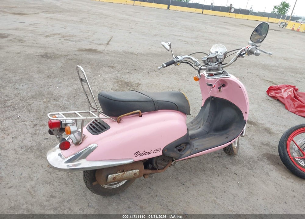 2008 VOLAR ZNEN VIN: L5YTCKPA781224217