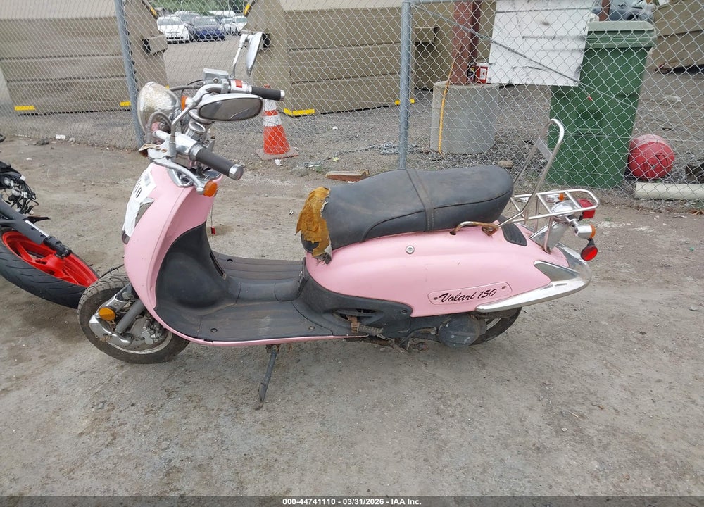 2008 VOLAR ZNEN VIN: L5YTCKPA781224217