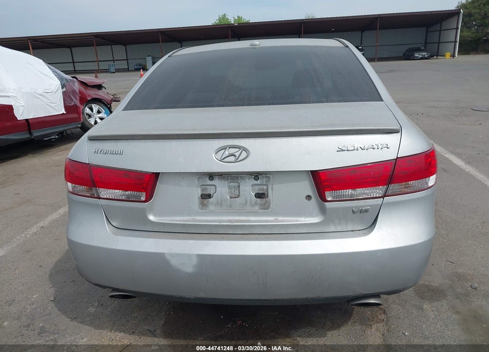 2008 HYUNDAI SONATA LIMITED V6/SE V6 VIN: 5NPEU46F28H387579