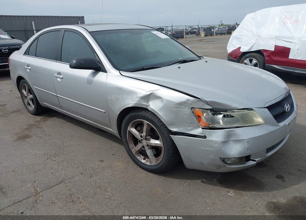 2008 HYUNDAI SONATA LIMITED V6/SE V6 VIN: 5NPEU46F28H387579