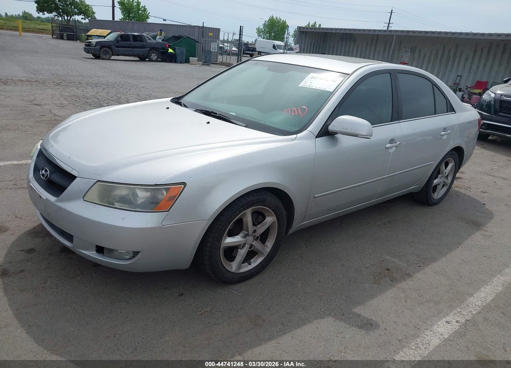 2008 HYUNDAI SONATA LIMITED V6/SE V6 VIN: 5NPEU46F28H387579