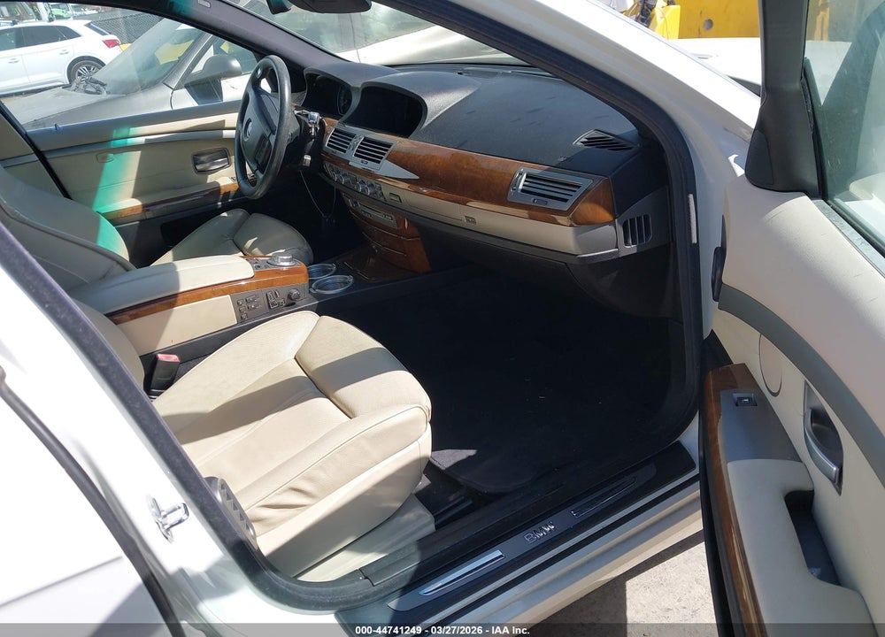 2008 BMW 750LI VIN: WBAHN83578DT81597