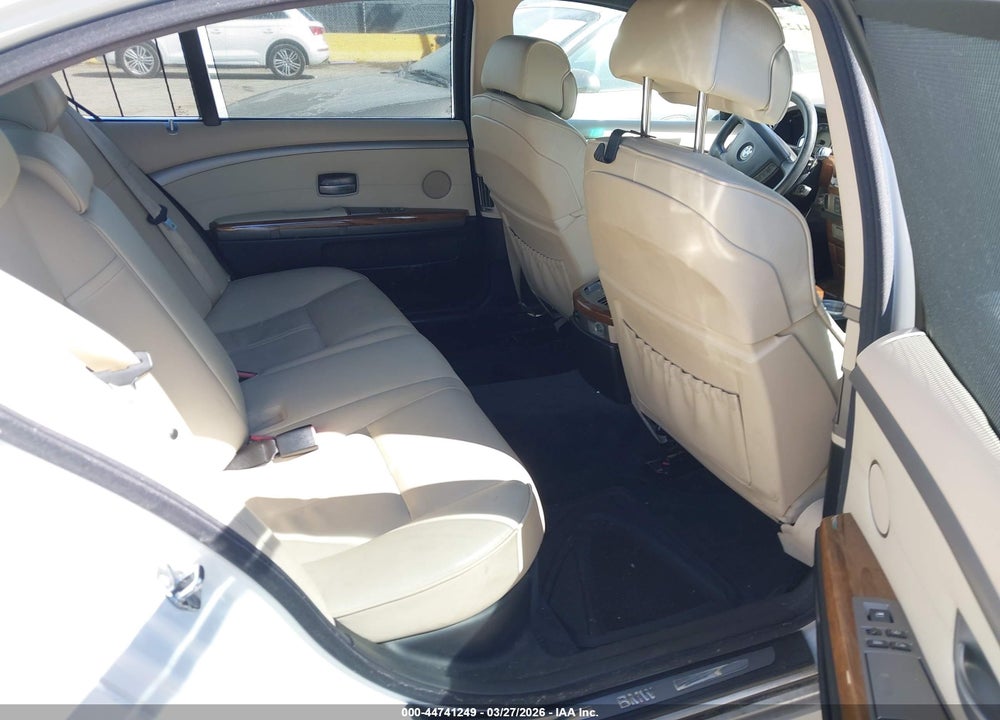 2008 BMW 750LI VIN: WBAHN83578DT81597