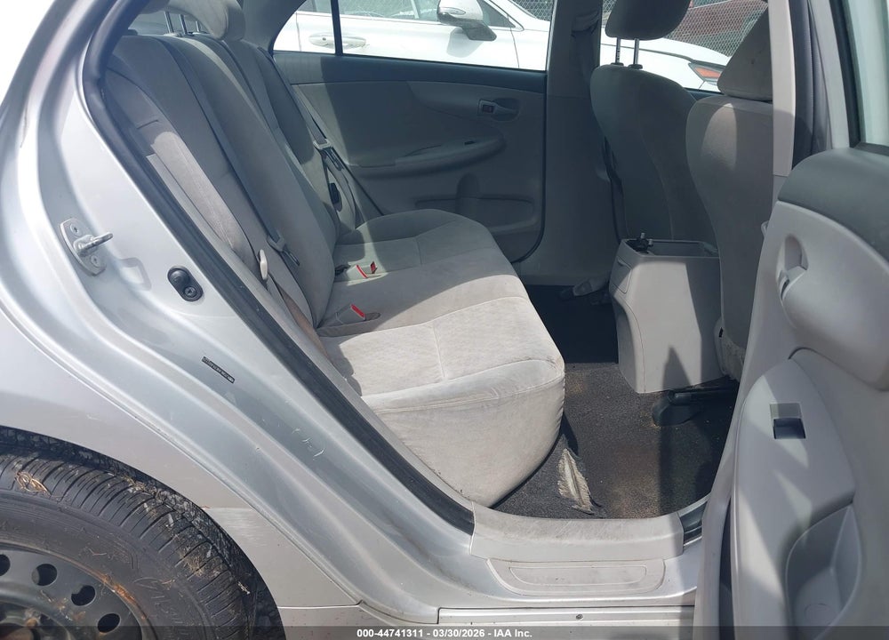 2009 TOYOTA COROLLA LE VIN: JTDBL40E79J021115