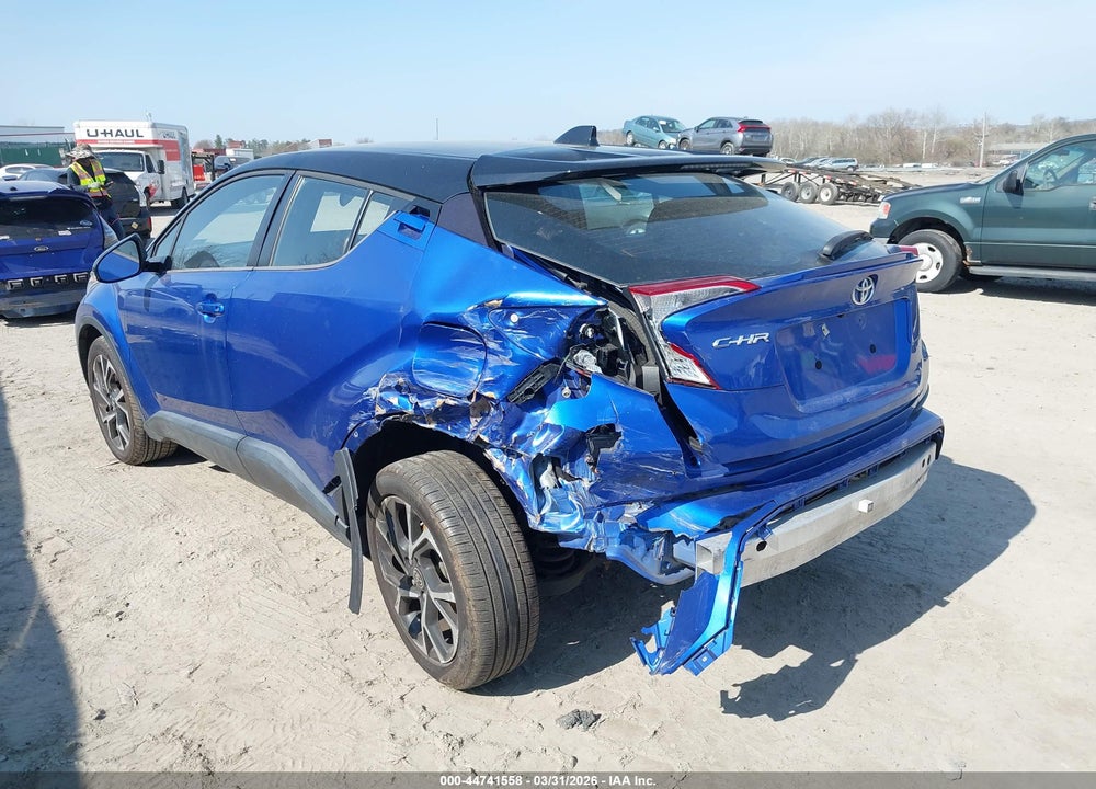 2020 TOYOTA C-HR XLE VIN: NMTKHMBX3LR117946